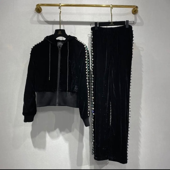 “AREA”copy:crystal trim wide leg track pant and crystal stud hoodie set - Picture 4 of 7